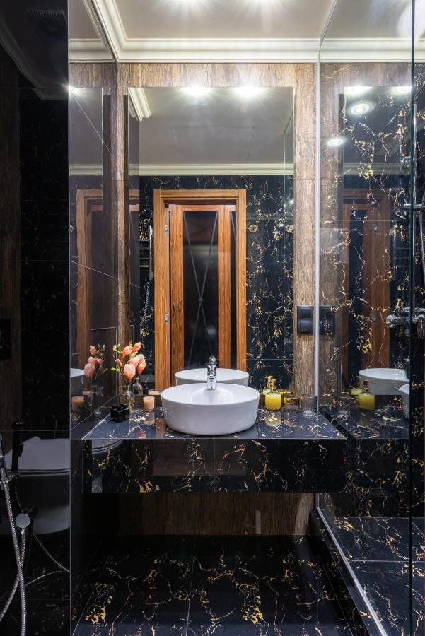 אודסה Mr Grey Boutique Hotel מראה חיצוני תמונה